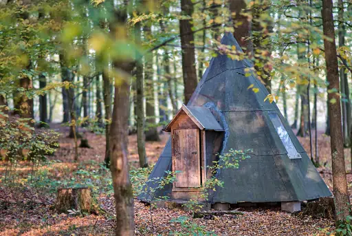 Holzzelt Kindergarten Kasendorf Wald